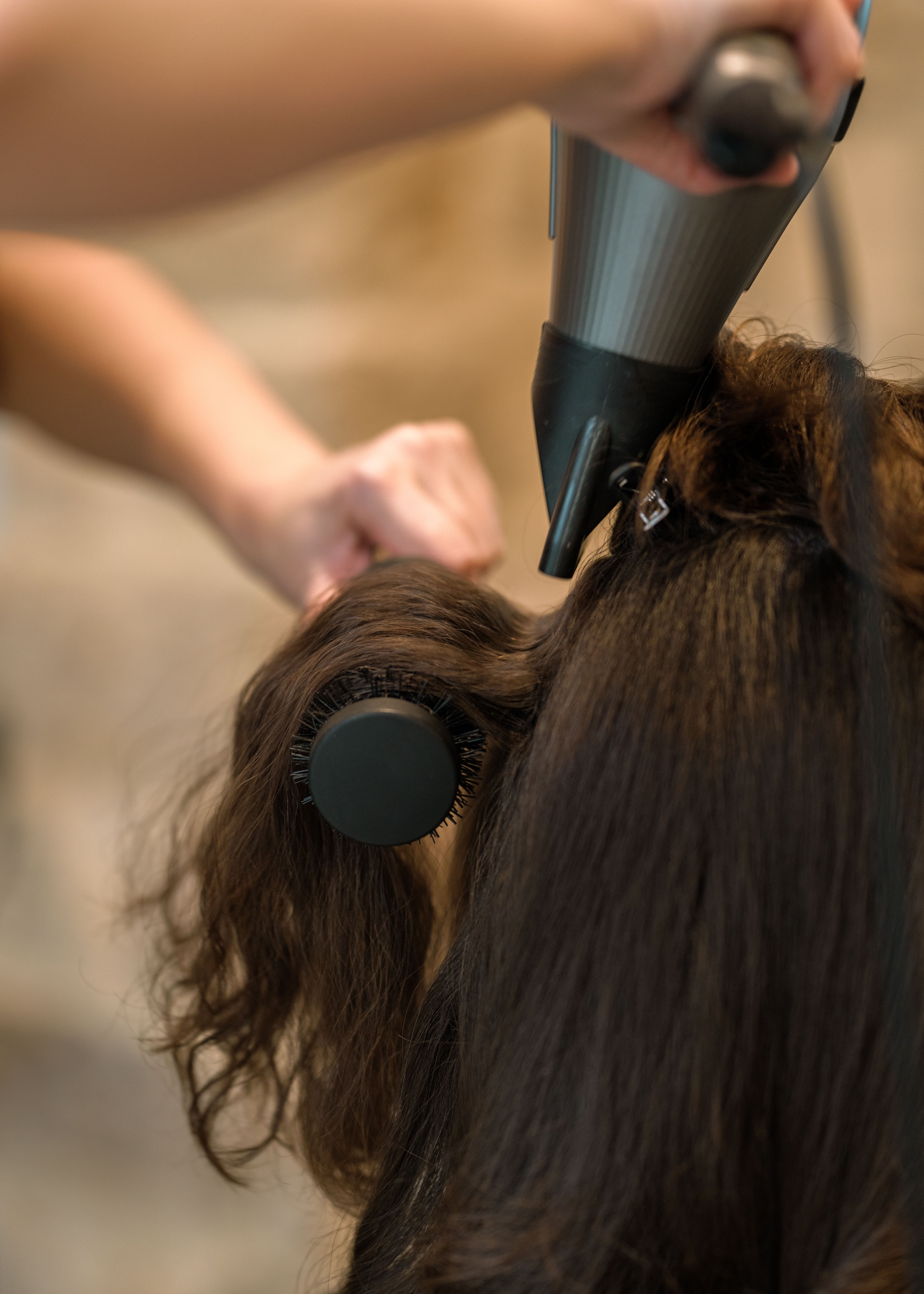 Blow-dry styling at Arc Hair Studio, Paris